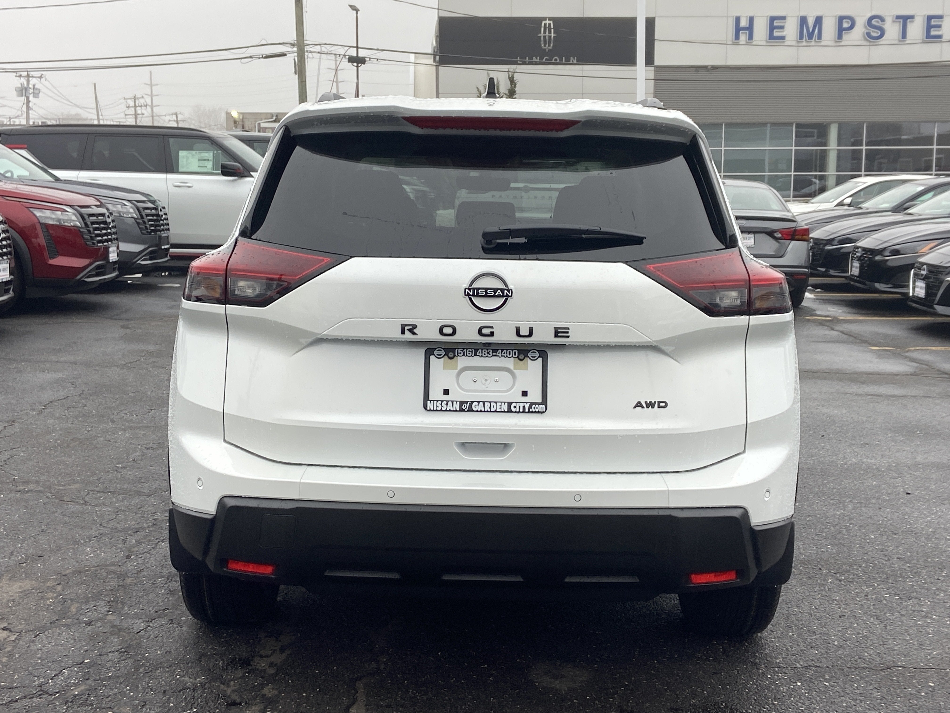 2026 Nissan Rogue Dark Armor