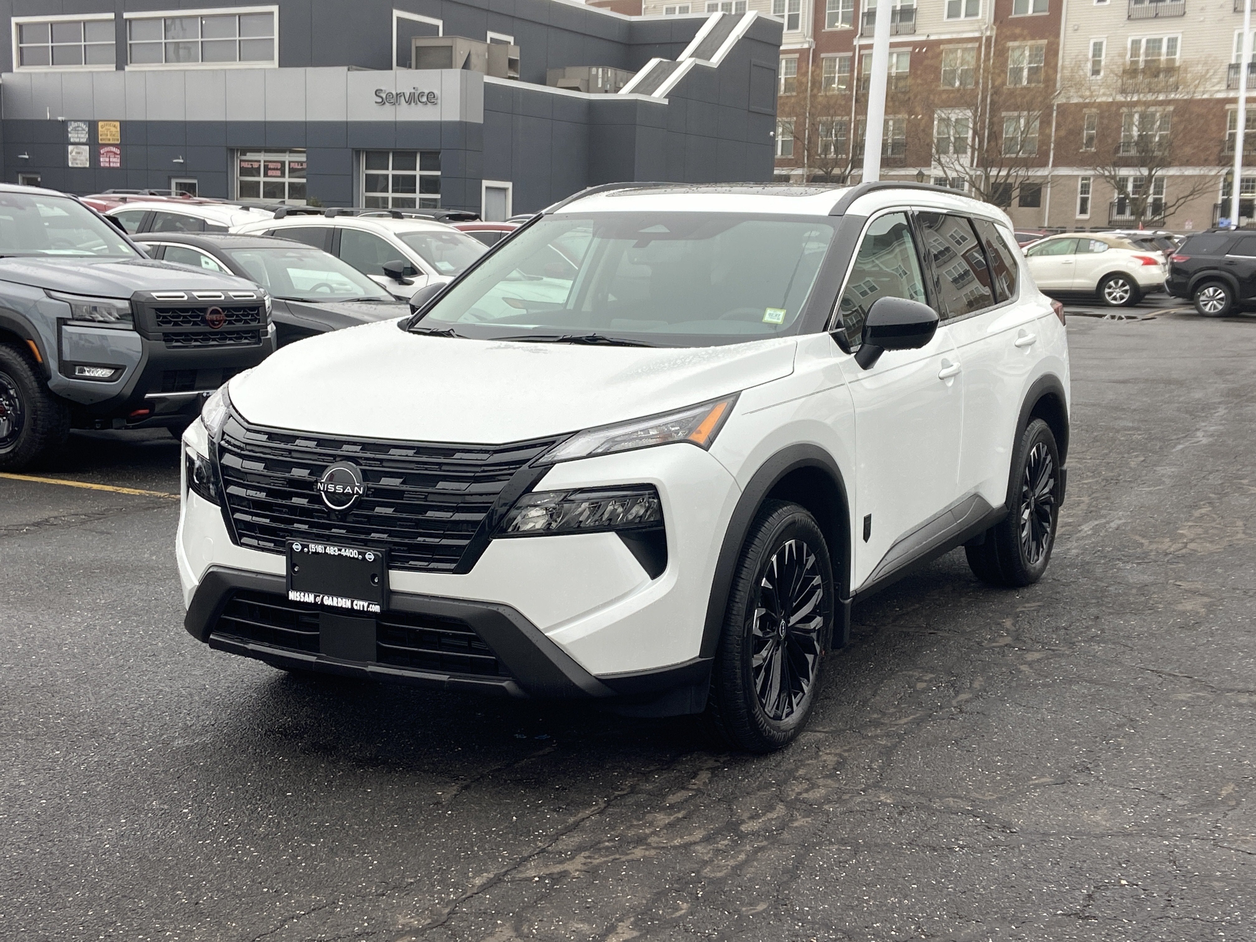 2026 Nissan Rogue Dark Armor