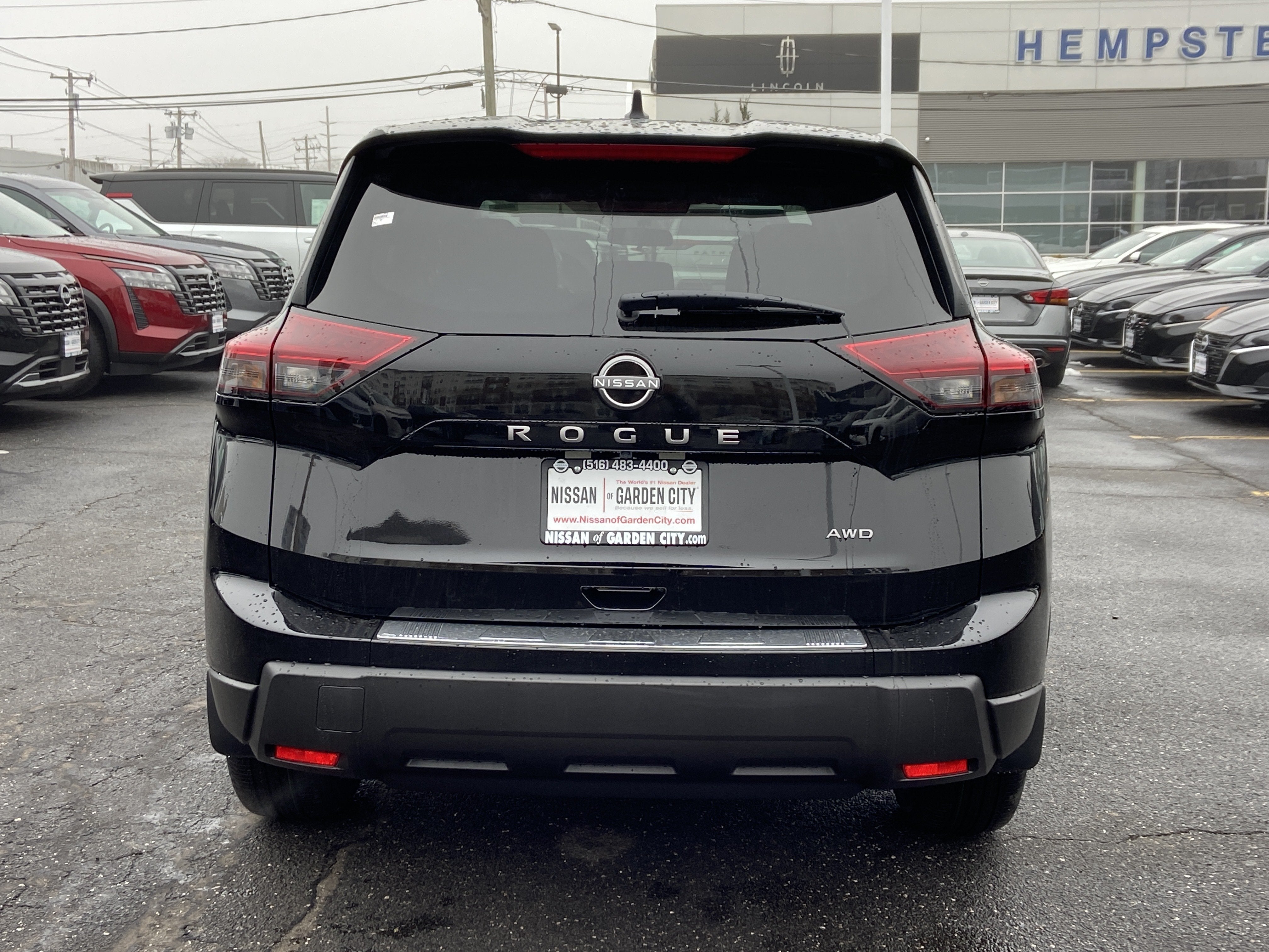 2026 Nissan Rogue SV