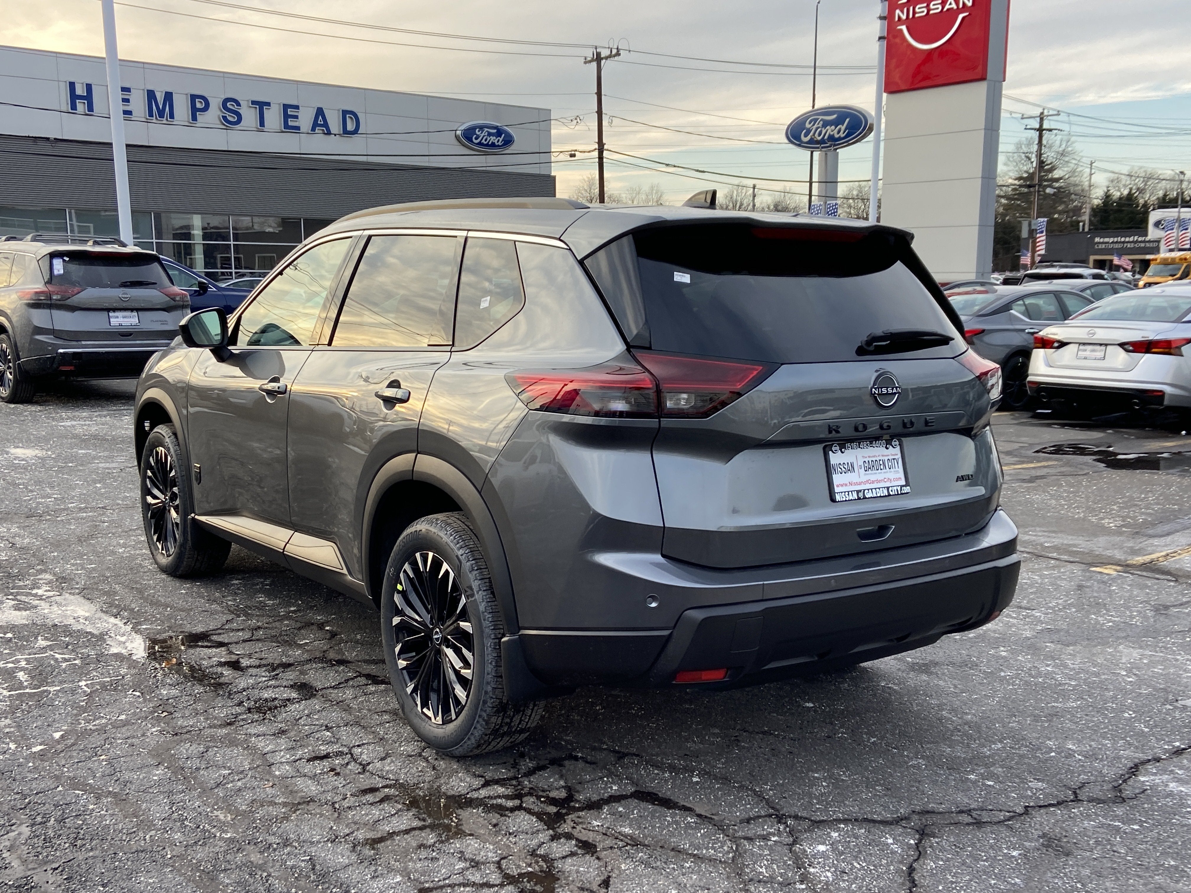 2026 Nissan Rogue Dark Armor