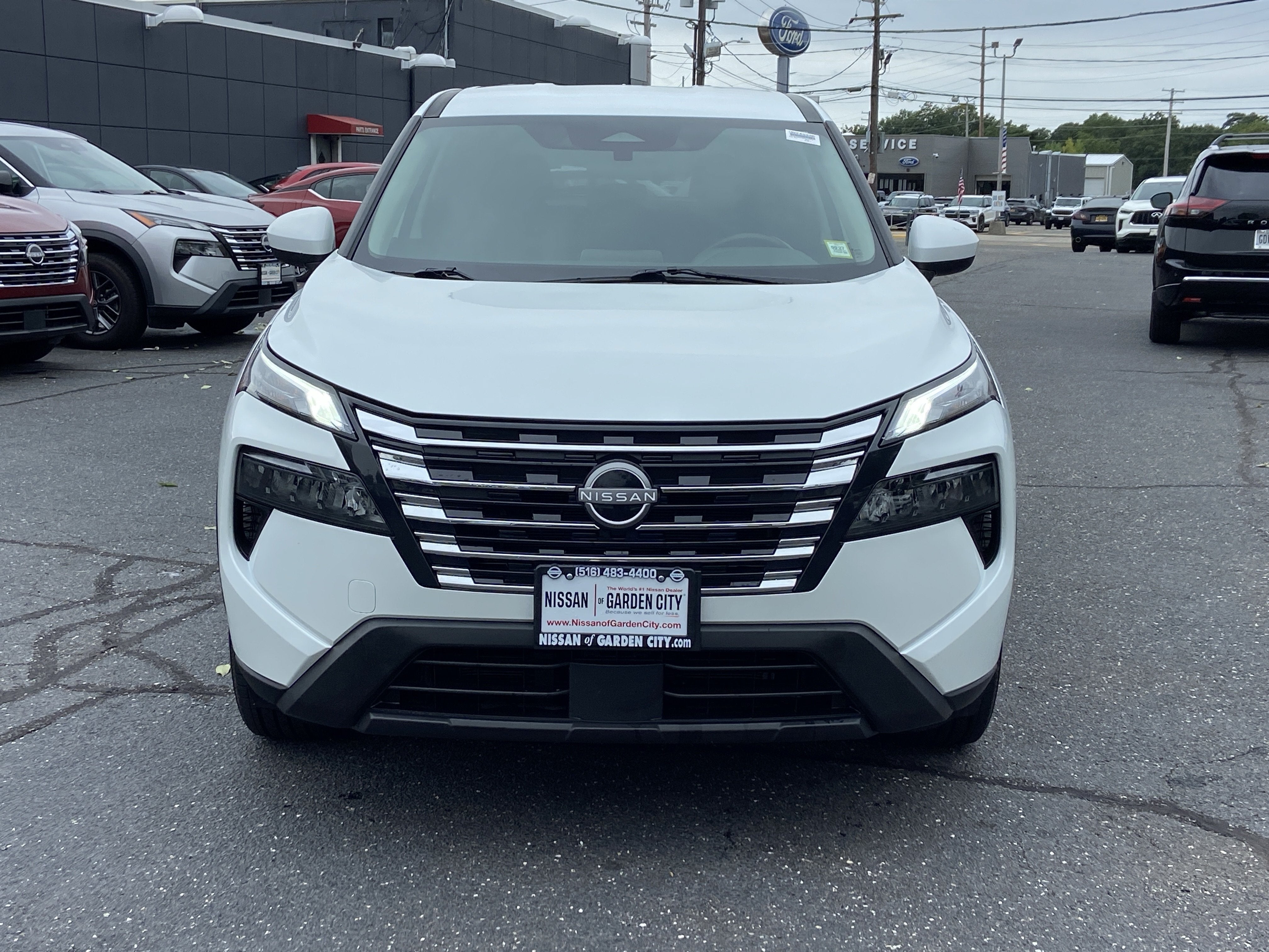 2025 Nissan Rogue SV
