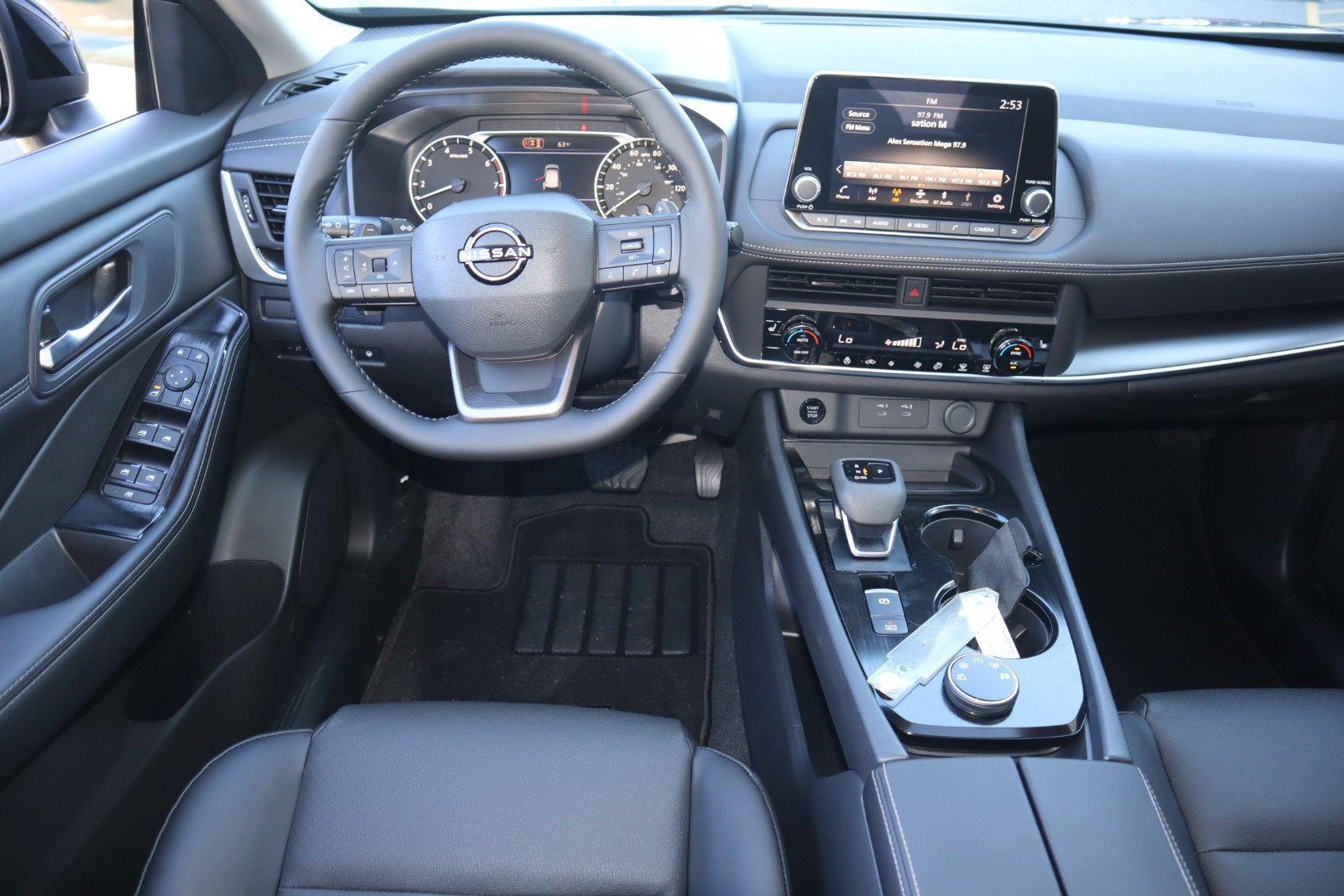 2027 Nissan Rogue Dark Armor