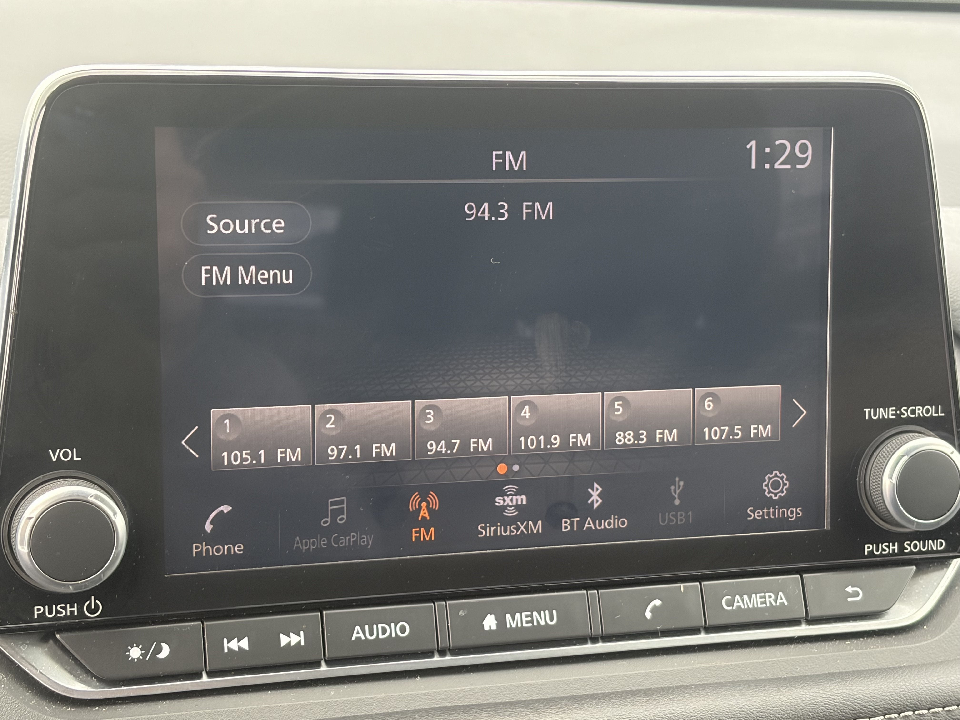2025 Nissan Rogue SV