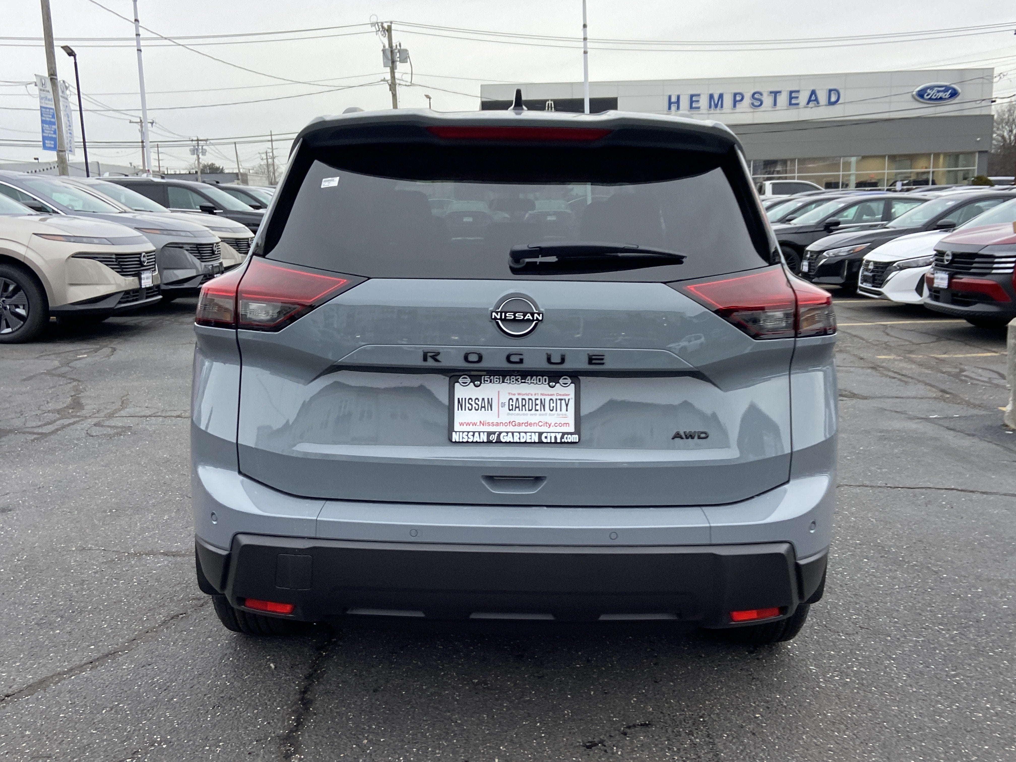 2026 Nissan Rogue Dark Armor
