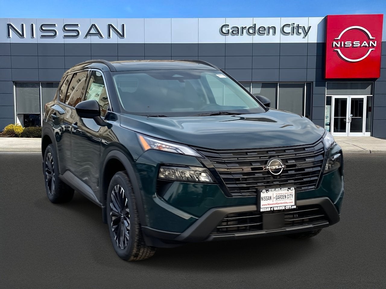 2026 Nissan Rogue Dark Armor