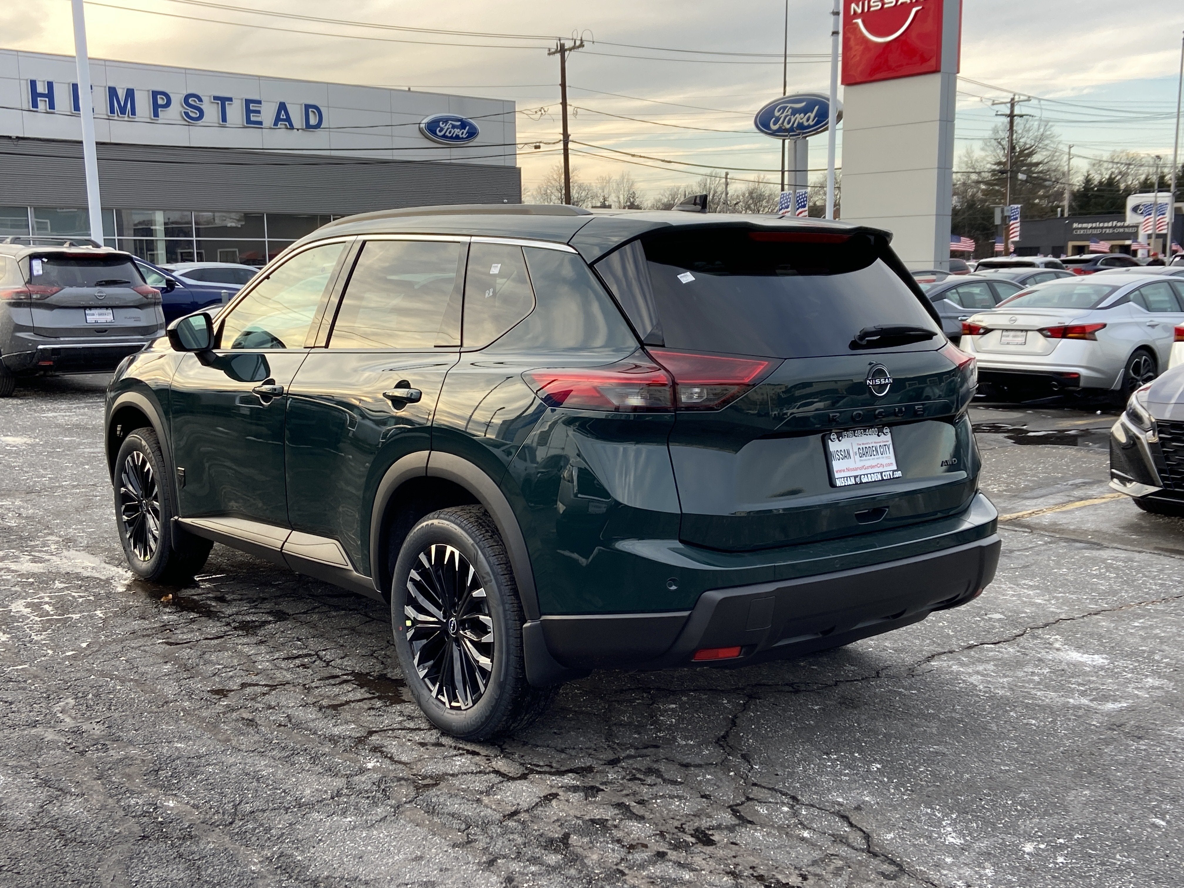 2026 Nissan Rogue Dark Armor