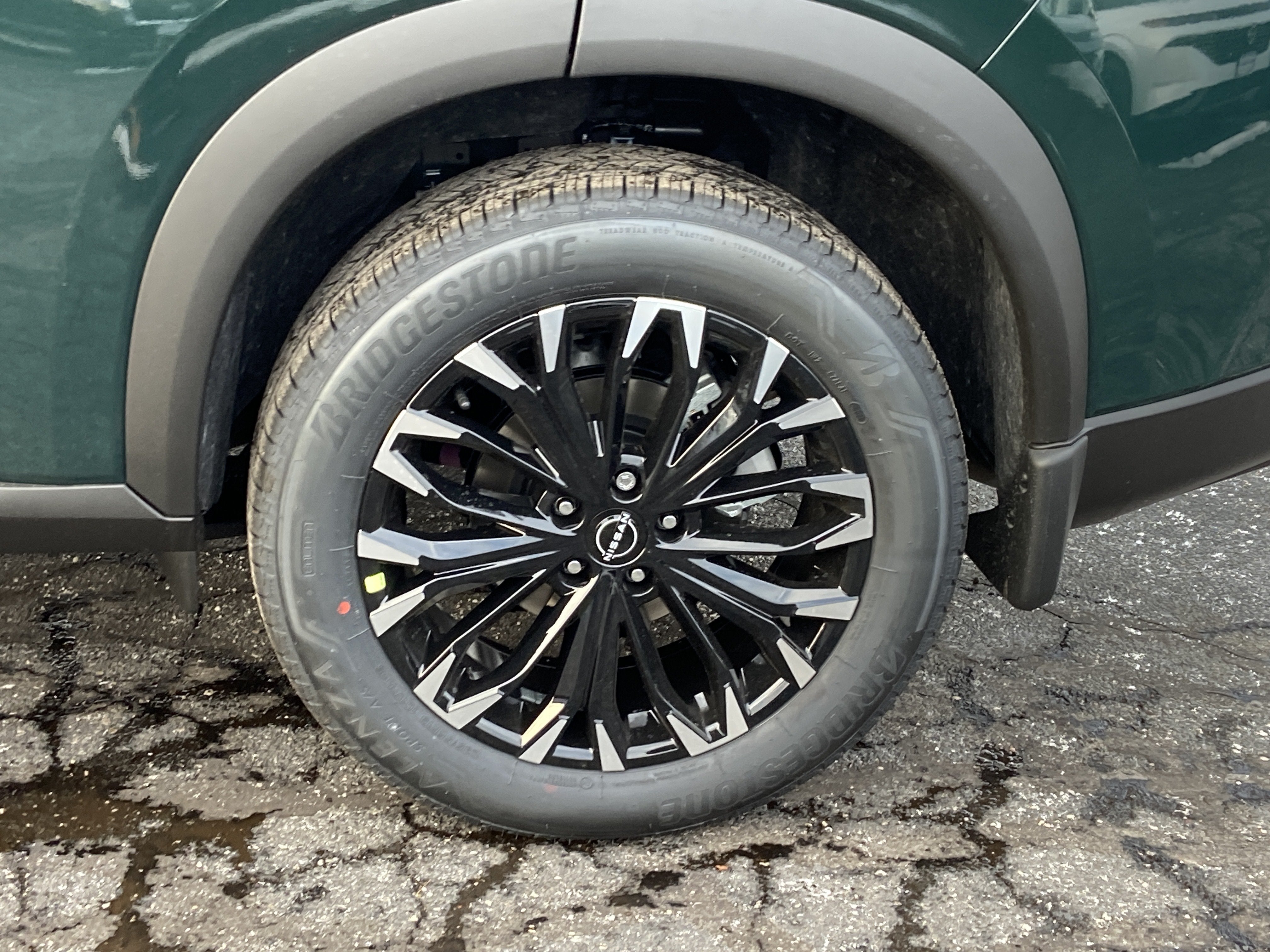 2026 Nissan Rogue Dark Armor