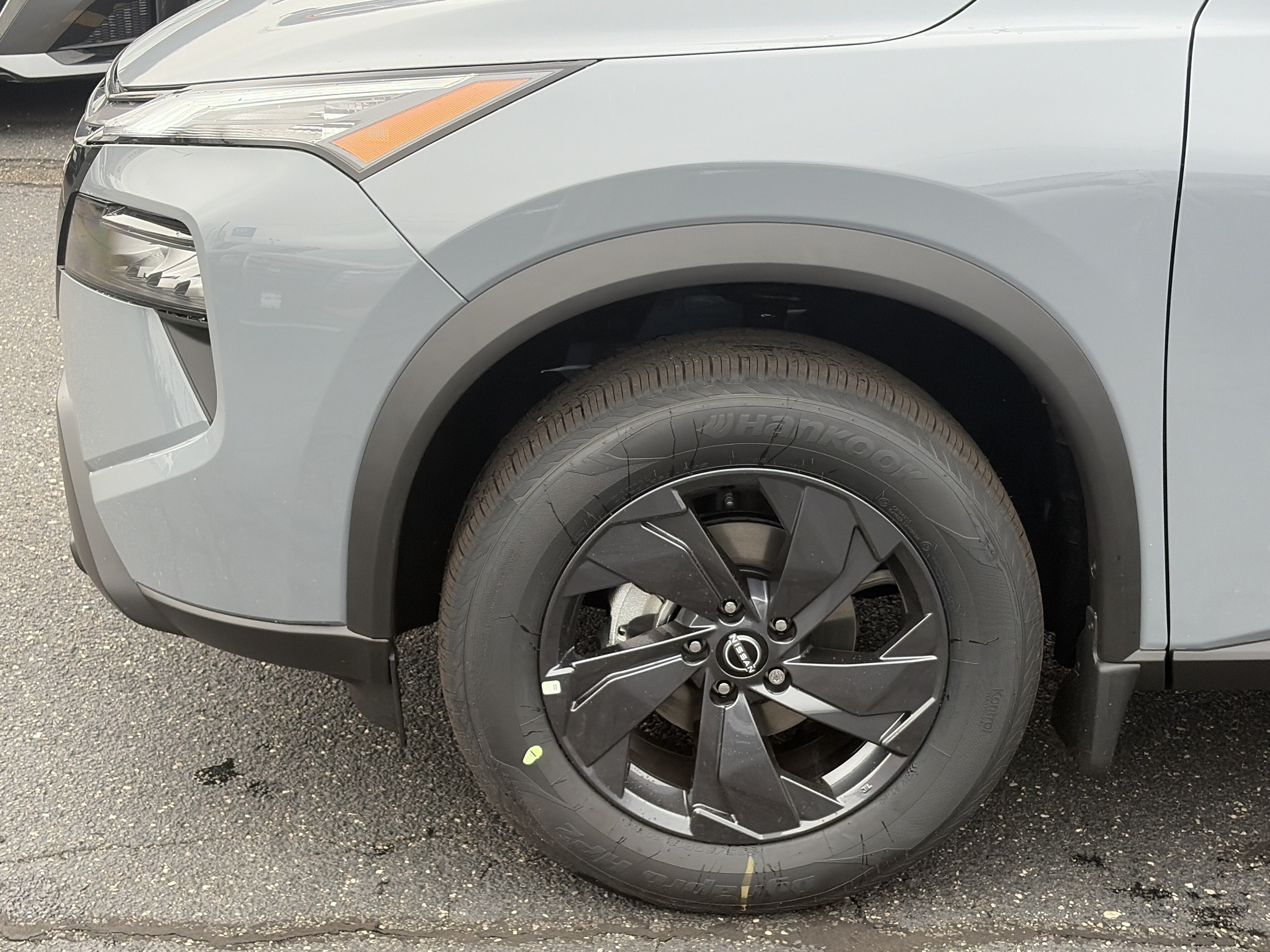 2027 Nissan Rogue SV