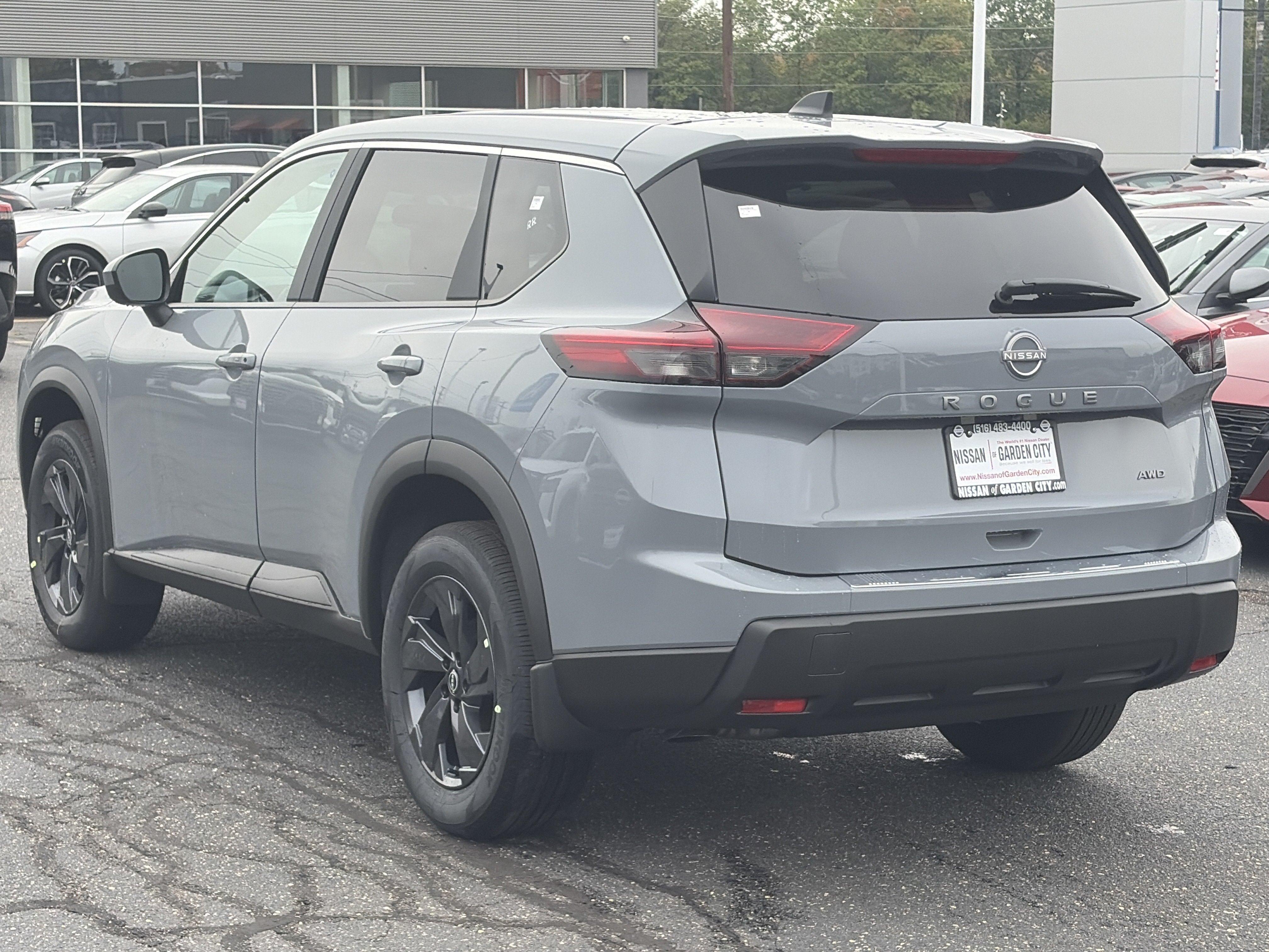 2027 Nissan Rogue SV