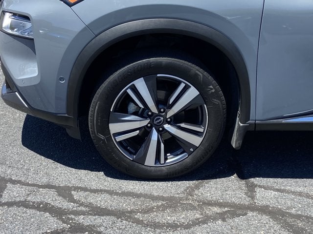 2022 Nissan Rogue SL