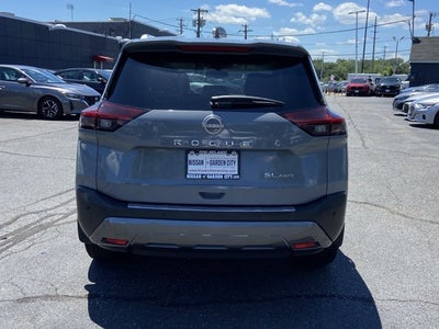 2022 Nissan Rogue SL