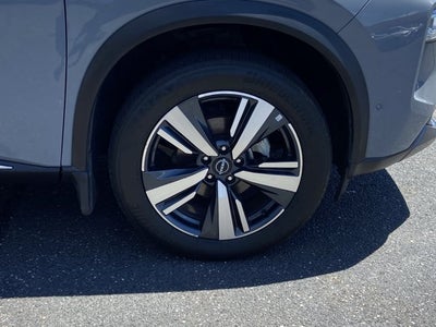 2022 Nissan Rogue SL