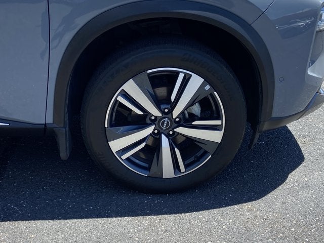 2022 Nissan Rogue SL