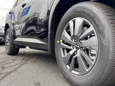 2025 Nissan Pathfinder S