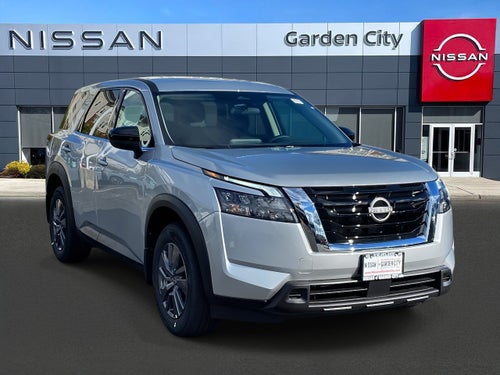 2025 Nissan Pathfinder S