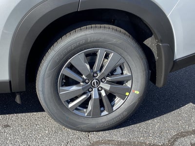 2025 Nissan Pathfinder S