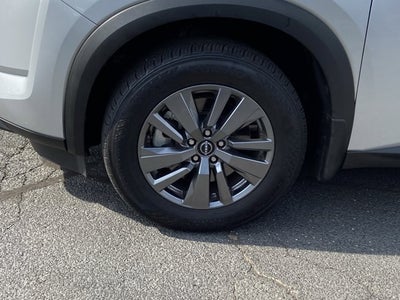 2024 Nissan Pathfinder S