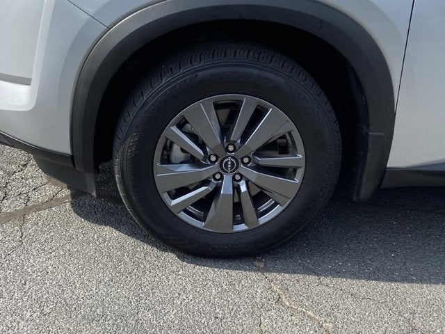 2024 Nissan Pathfinder S