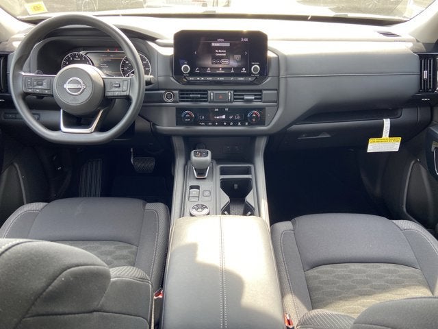 2024 Nissan Pathfinder S