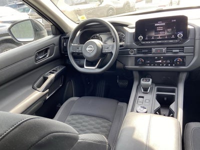 2024 Nissan Pathfinder S