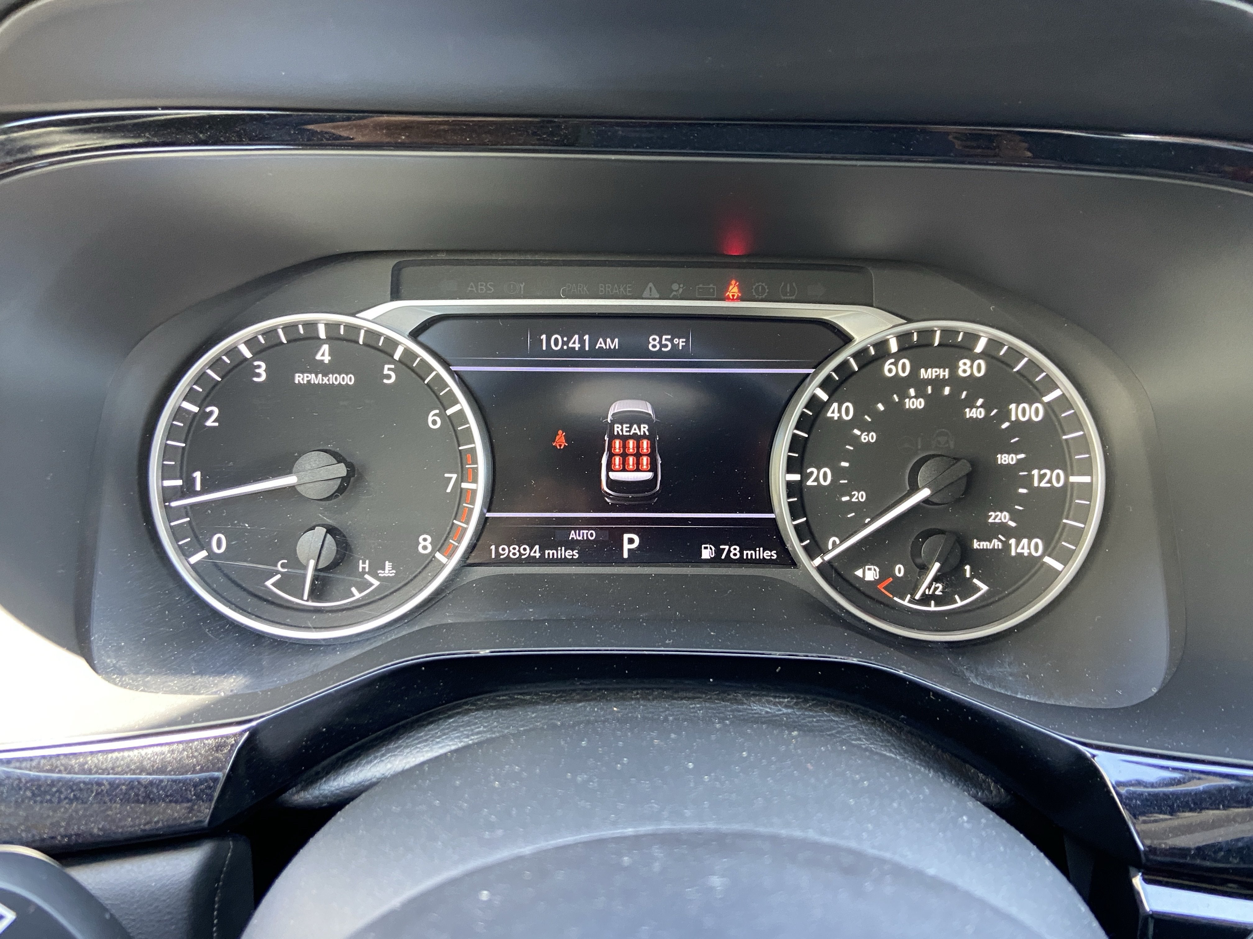 2024 Nissan Pathfinder SV