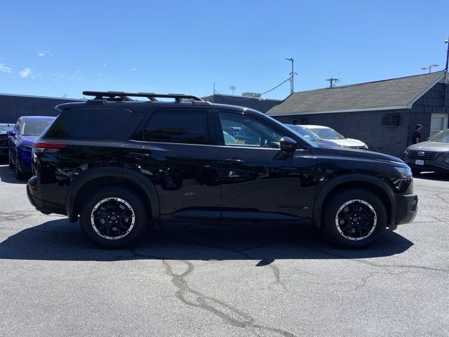 2023 Nissan Pathfinder Rock Creek