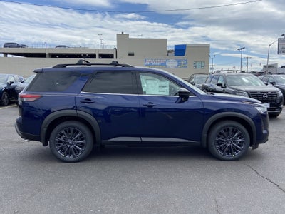 2026 Nissan Pathfinder SL