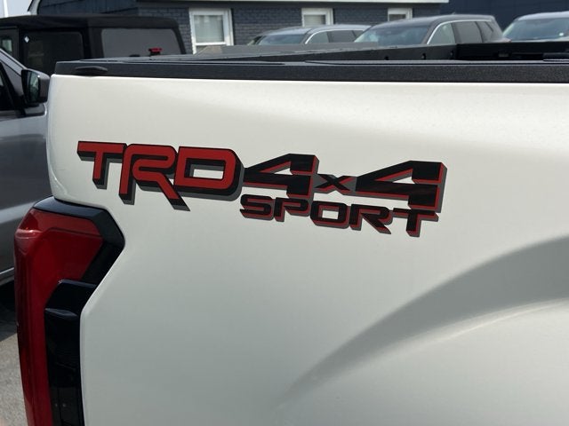 2023 Toyota Tundra 4WD SR5