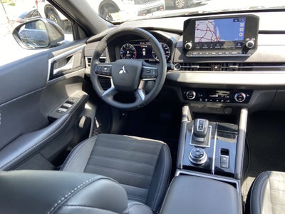 2024 Mitsubishi Outlander SE BLACK EDITIO