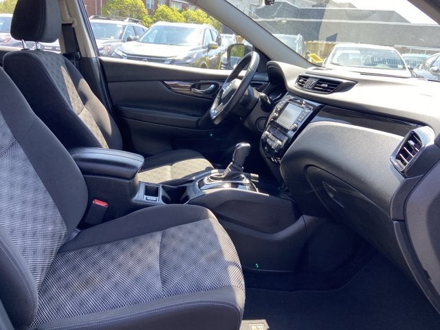 2018 Nissan Rogue Sport SV