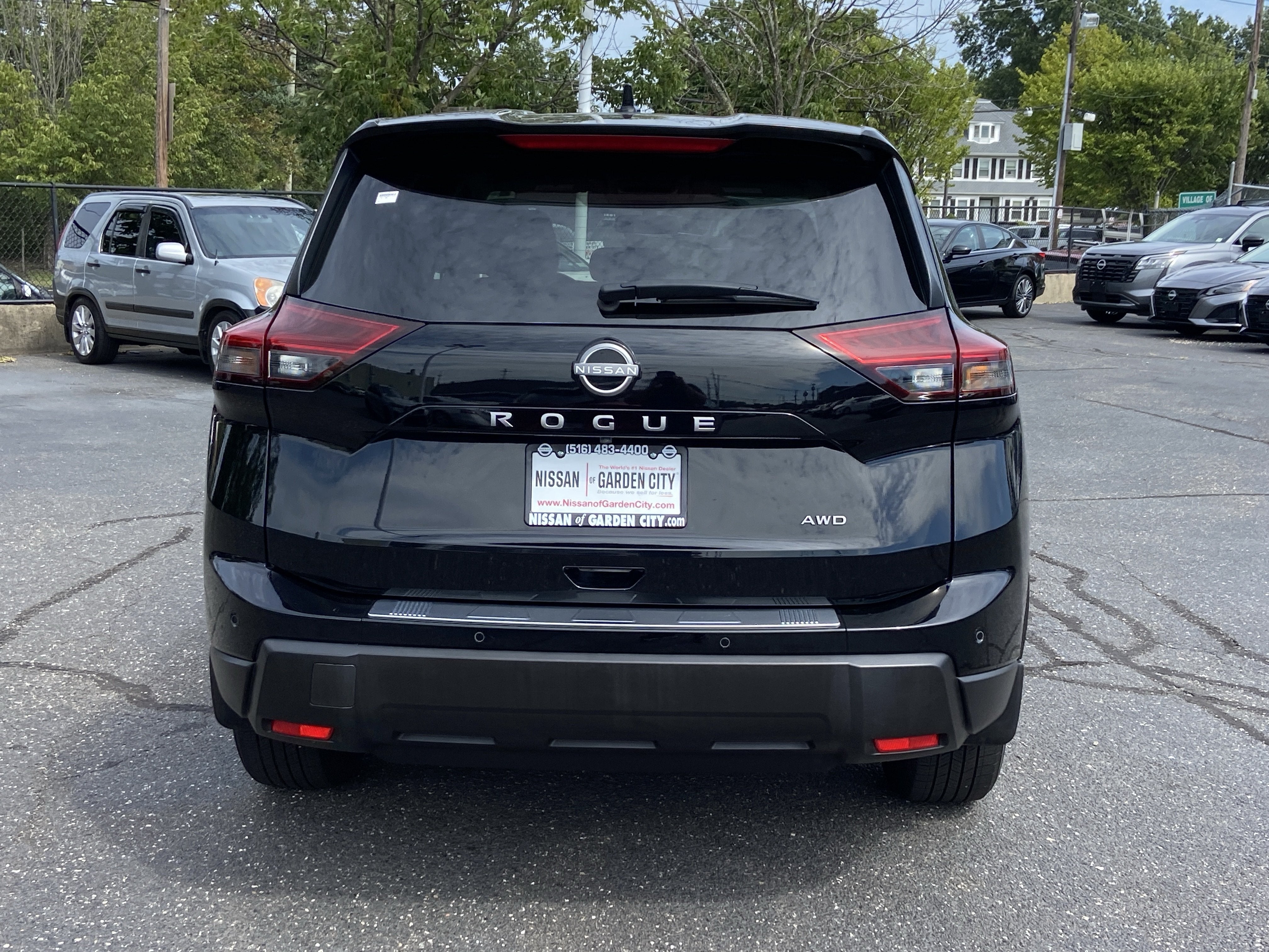 2025 Nissan Rogue SV