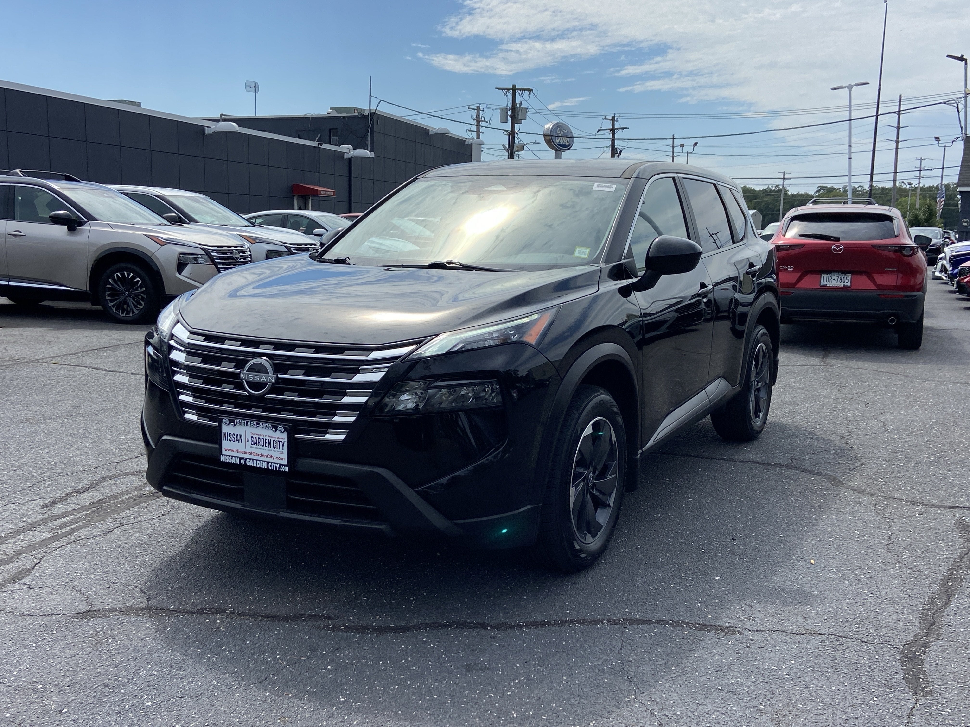 2025 Nissan Rogue SV