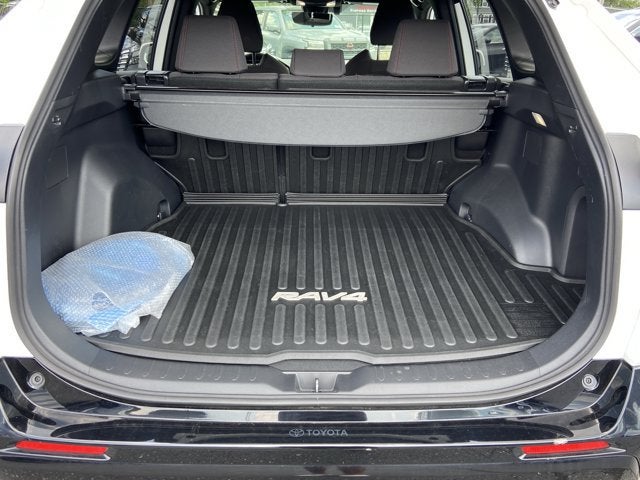 2023 Toyota RAV4 Prime SE