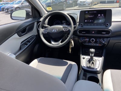 2023 Hyundai Kona SE